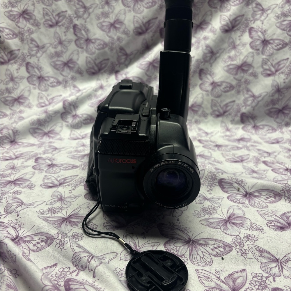 Vintage RCA Autofocus Video Camera - Picture 2 of 7